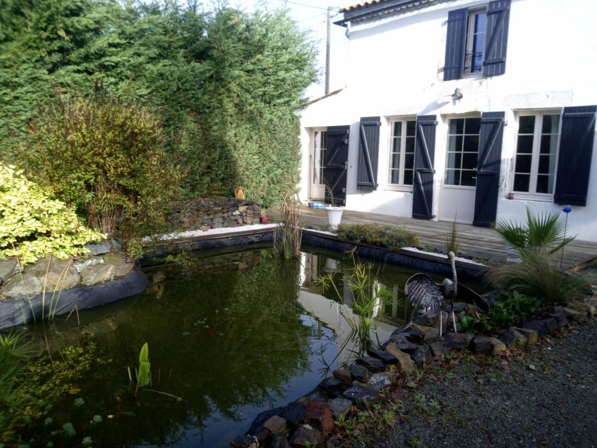 Mas Des Vignes Piscine Chauffée Bed and breakfast *